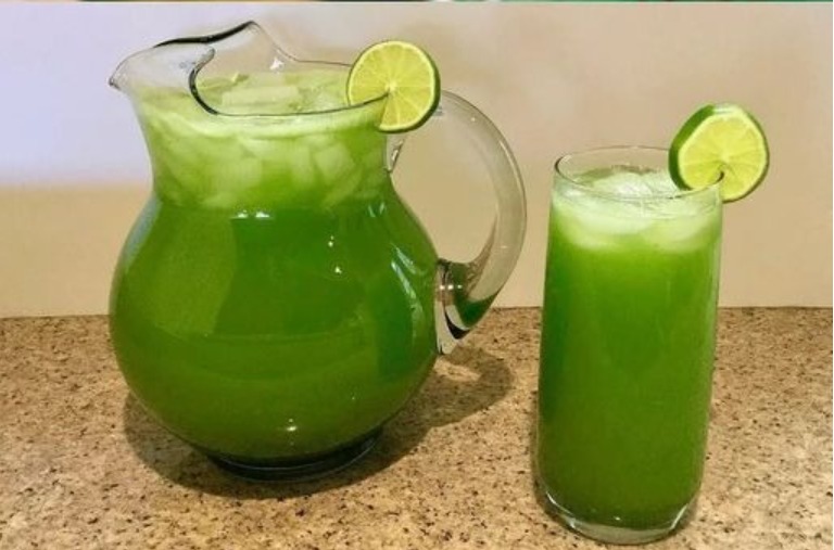 WODA Z OGÓRKIEM I CYTRYNĄ